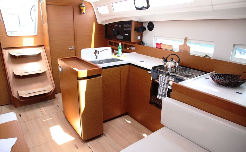 Photo Sun Odyssey 410 (2023)