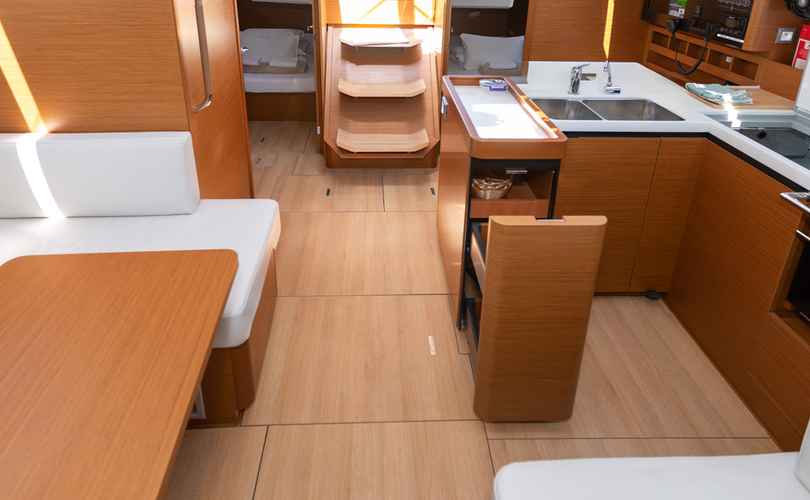 Sun Odyssey 410