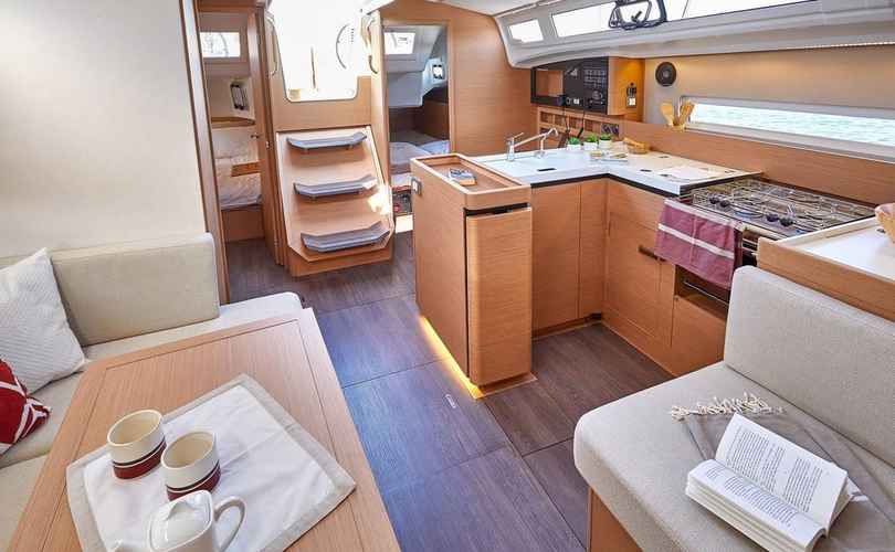 Photo Sun Odyssey 410 (Premium)