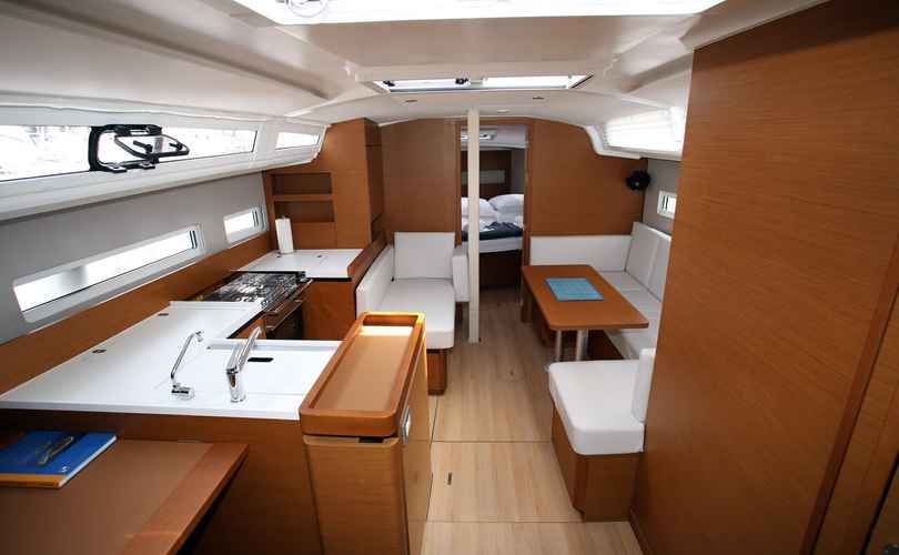 Photo Sun Odyssey 410 (2021)