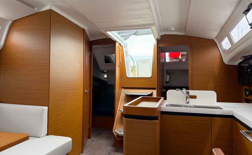 Photo Sun Odyssey 410 (2025)