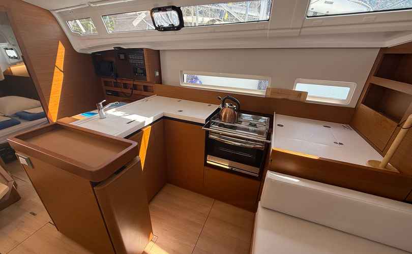 Sun Odyssey 410