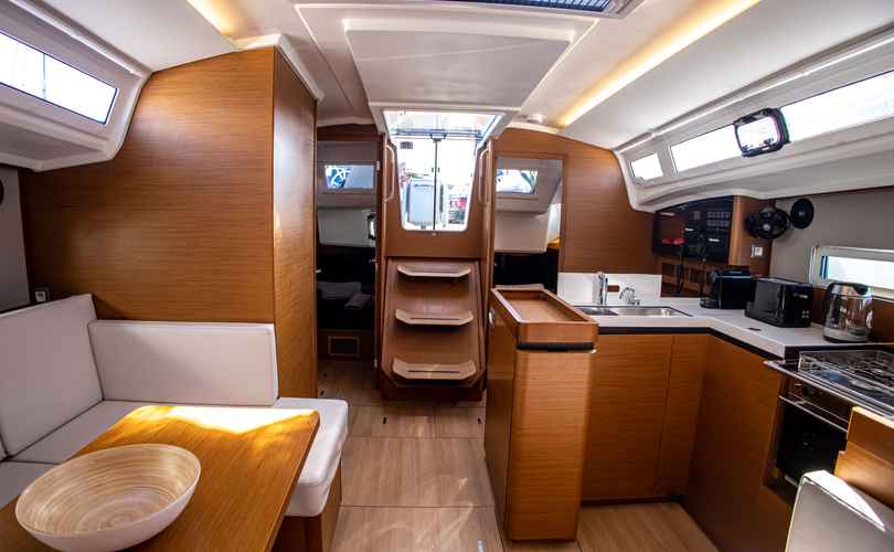 Photo Sun Odyssey 410 (2022)