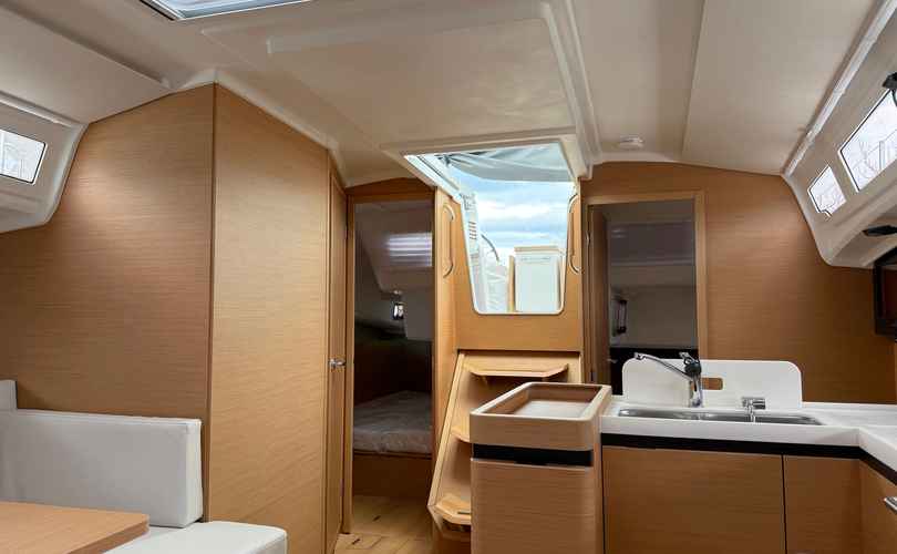 Photo Sun Odyssey 410 (2025)