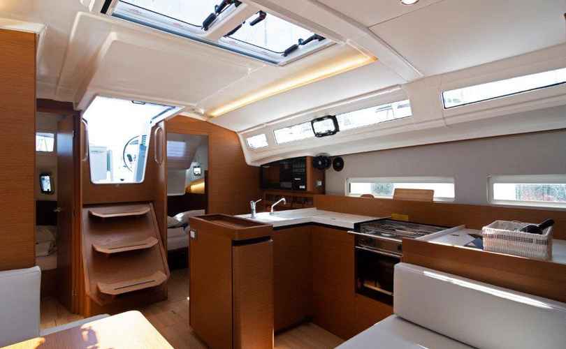 Photo Sun Odyssey 410 (2022)