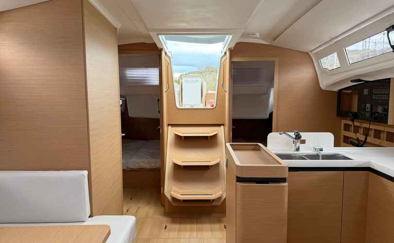 Photo Sun Odyssey 410 (2025)