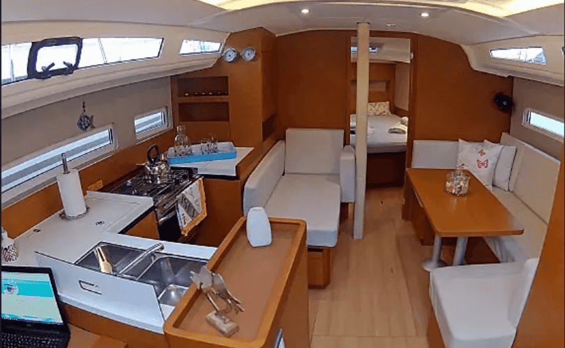 Sun Odyssey 410
