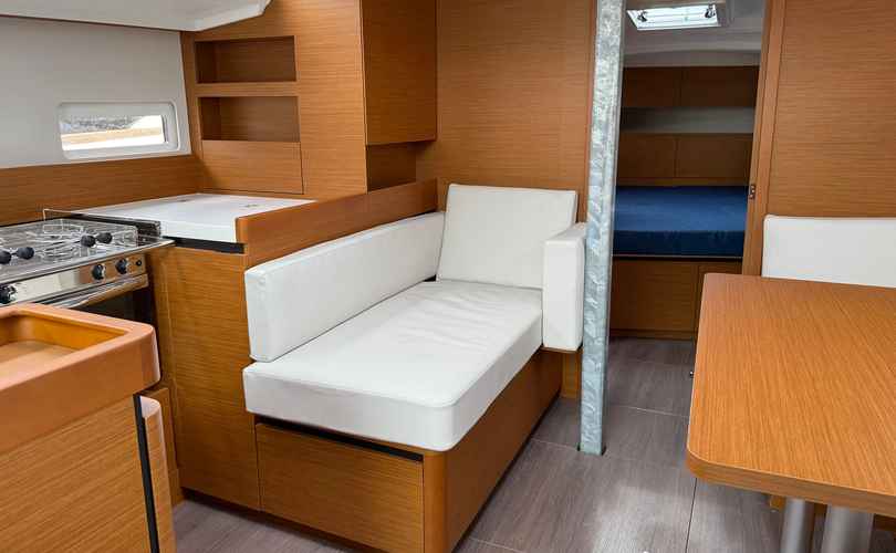 Photo Sun Odyssey 410 (2025)