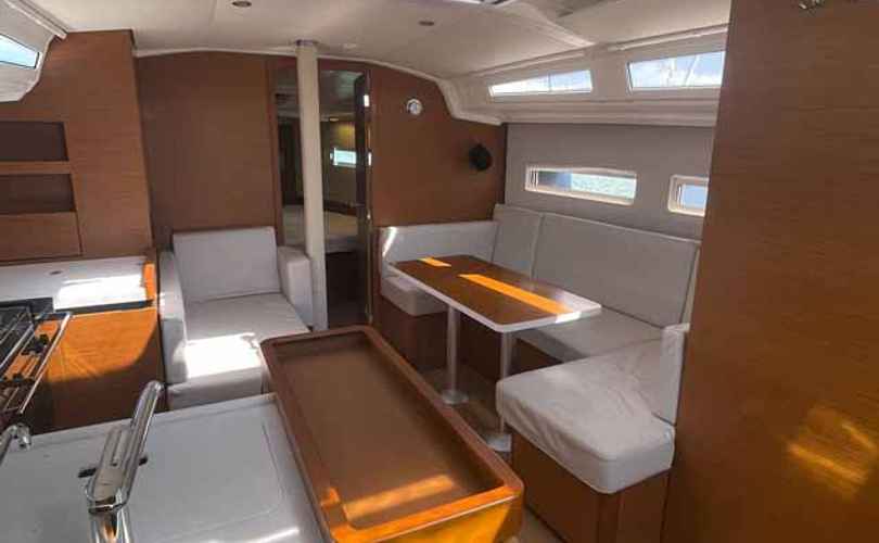 Photo Sun Odyssey 410 (2023)