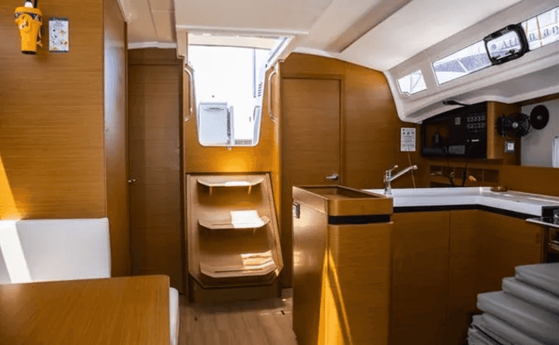 Sun Odyssey 410