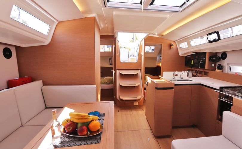 Photo Sun Odyssey 410 (2024)