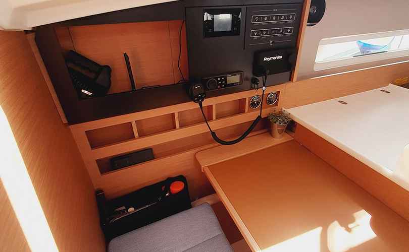 Sun Odyssey 410