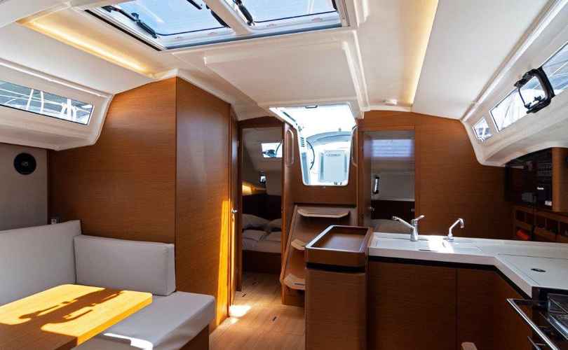Photo Sun Odyssey 410 (2022)
