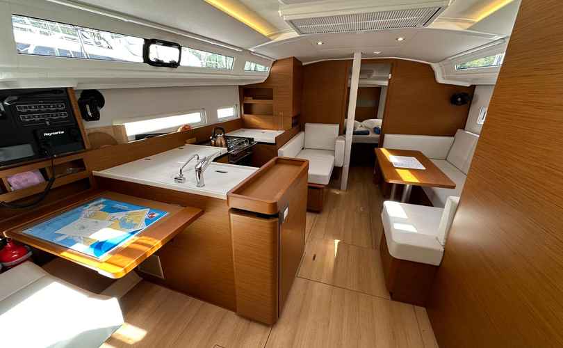 Photo Sun Odyssey 410 (2024)