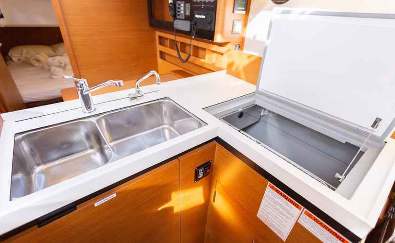 Photo Sun Odyssey 410 (2020)
