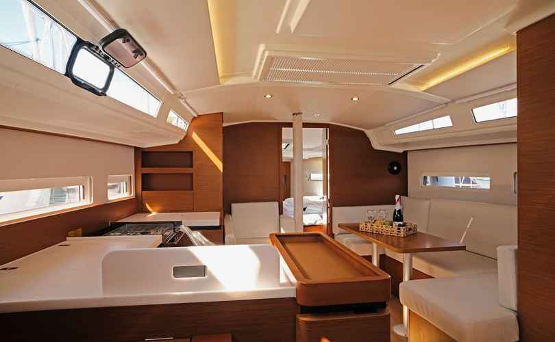 Photo Sun Odyssey 410 (2024)