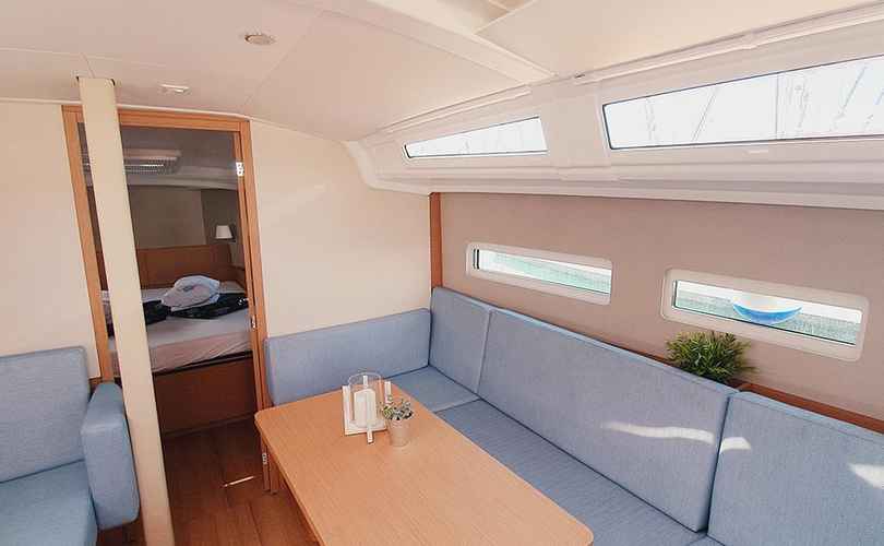 Sun Odyssey 410