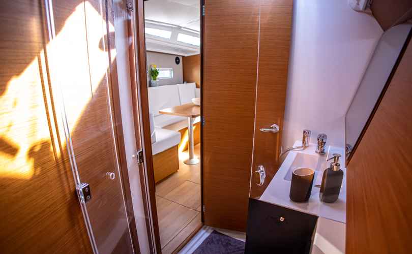 Photo Sun Odyssey 410 (2022)