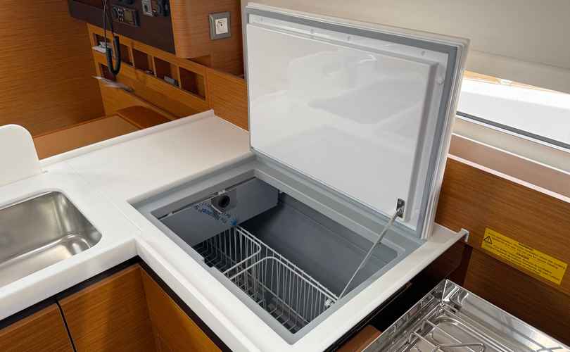 Photo Sun Odyssey 410 (2025)