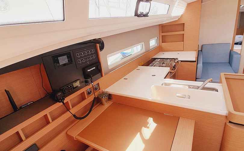 Sun Odyssey 410