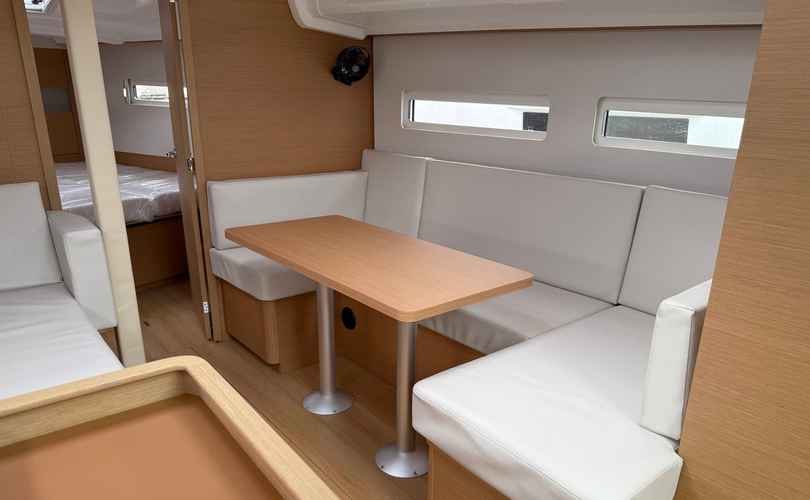Photo Sun Odyssey 410 (2025)