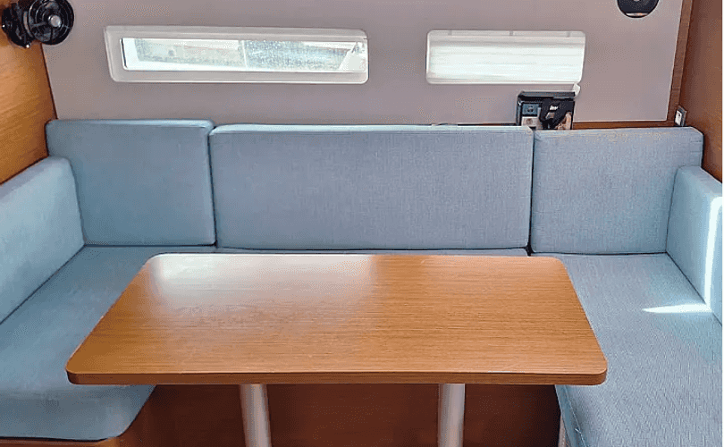 Photo Sun Odyssey 410 (2023)