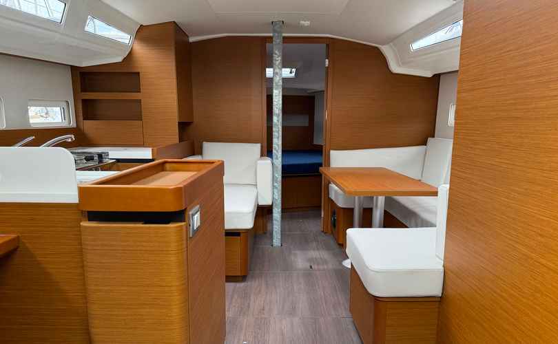 Photo Sun Odyssey 410 (2025)