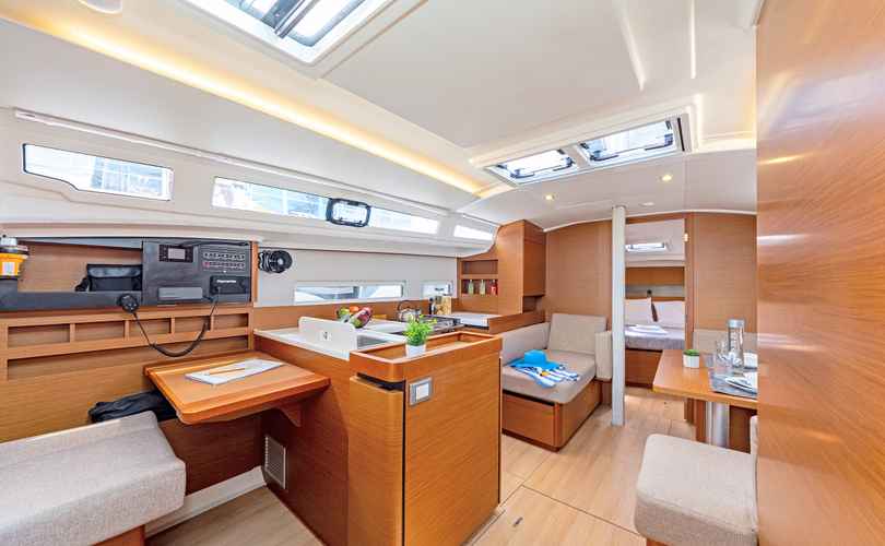 Photo Sun Odyssey 410 (2025)