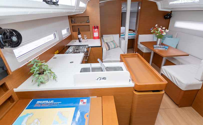 Photo Sun Odyssey 410 (2024)