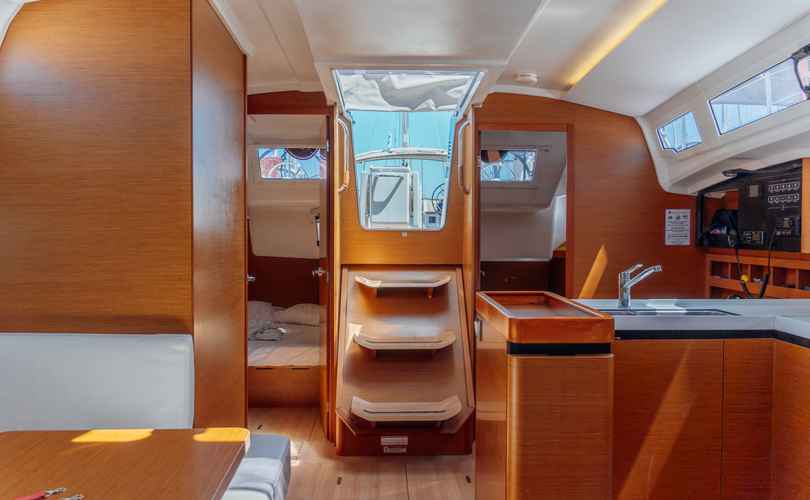 Sun Odyssey 410