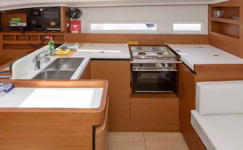 Sun Odyssey 410
