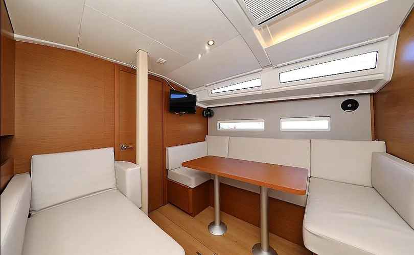 Photo Sun Odyssey 410 (2021)