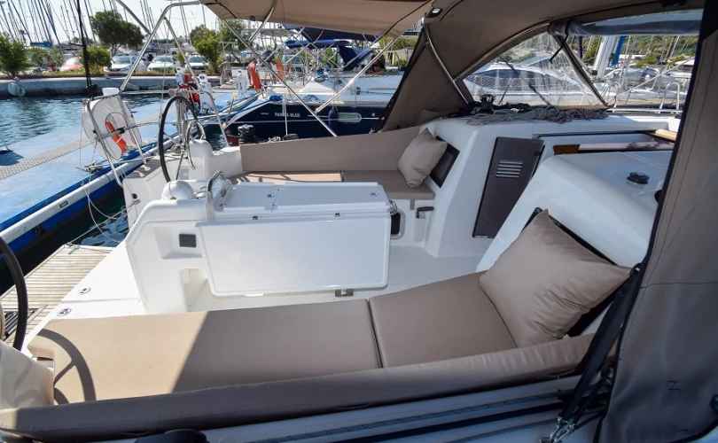 Sun Odyssey 410