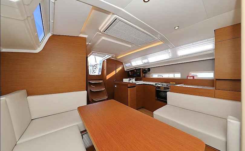 Photo Sun Odyssey 410 (2021)