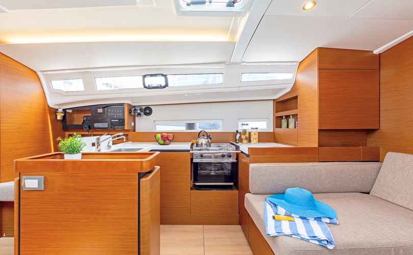 Photo Sun Odyssey 410 (2025)