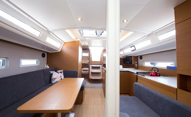Photo Sun Odyssey 410 (2021)
