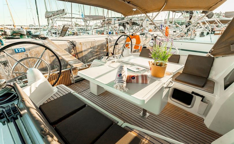 Photo Sun Odyssey 410 (2021)