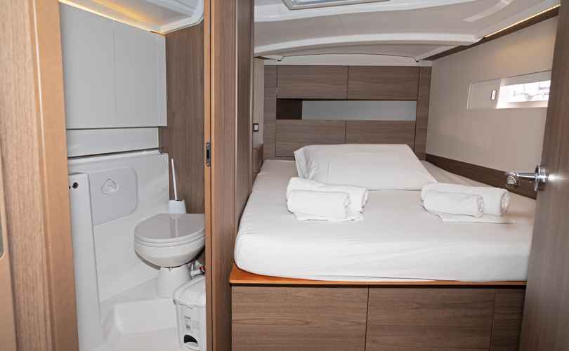 Sun Odyssey 415