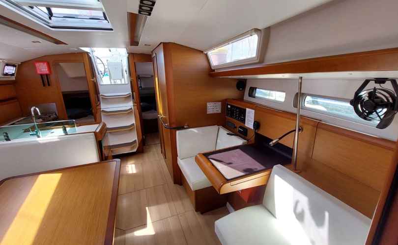 Sun Odyssey 419