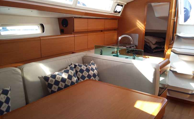 Sun Odyssey 419