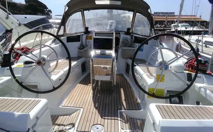Sun Odyssey 419