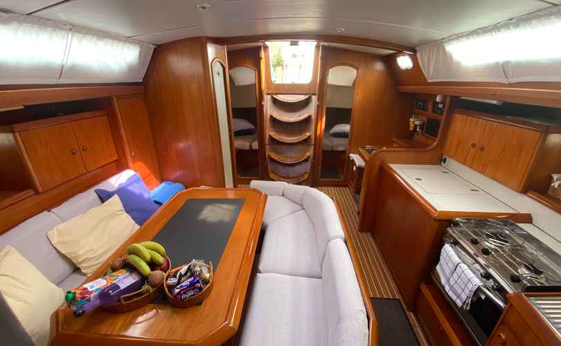 Sun Odyssey 42.2