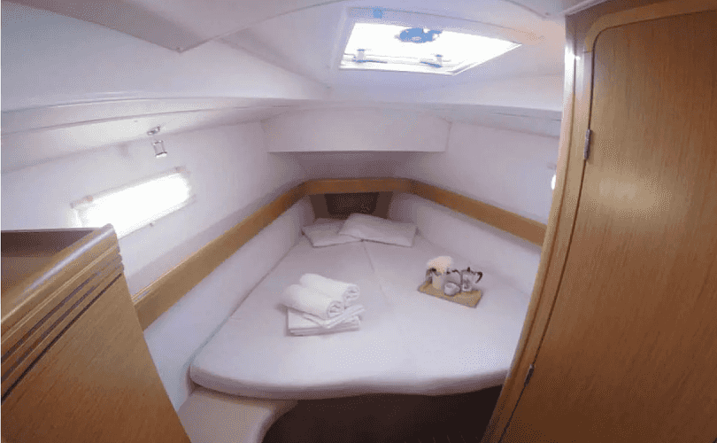 Photo Sun Odyssey 42 DS (2011)