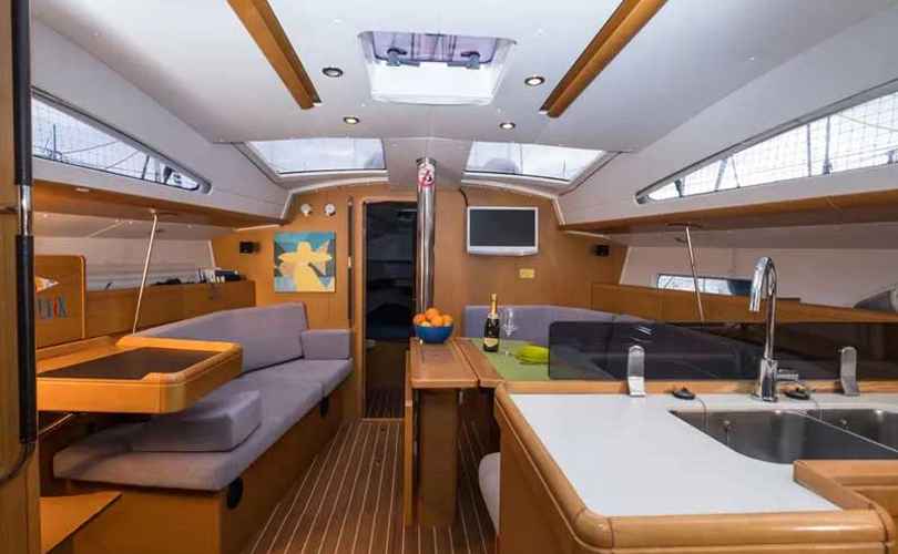 Photo Sun Odyssey 42 DS (2010)