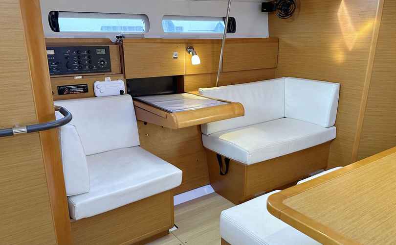 Photo Sun Odyssey 439 (2014)