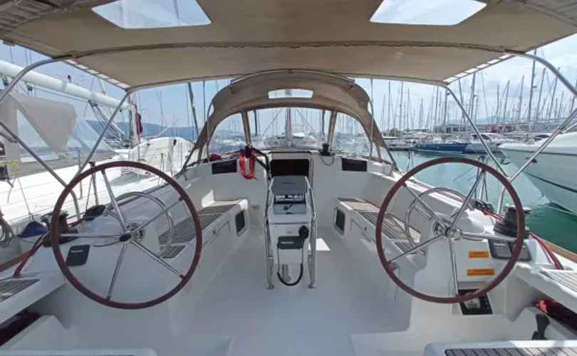 Photo Sun Odyssey 439 (2014)