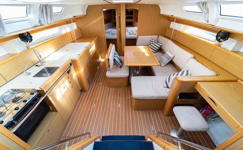Sun Odyssey 44i