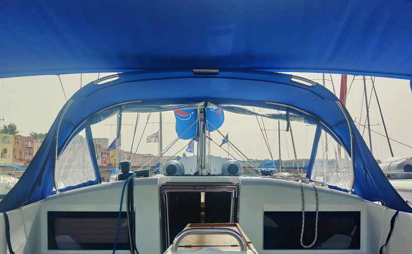 Sun Odyssey 440