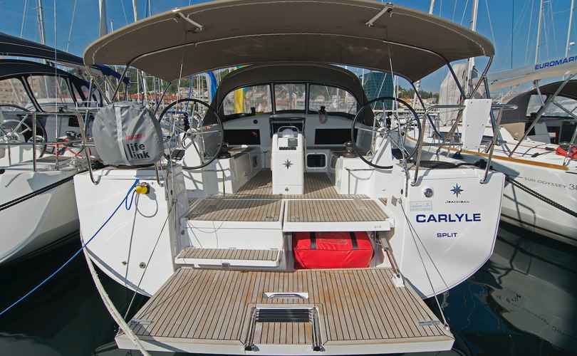 Sun Odyssey 440
