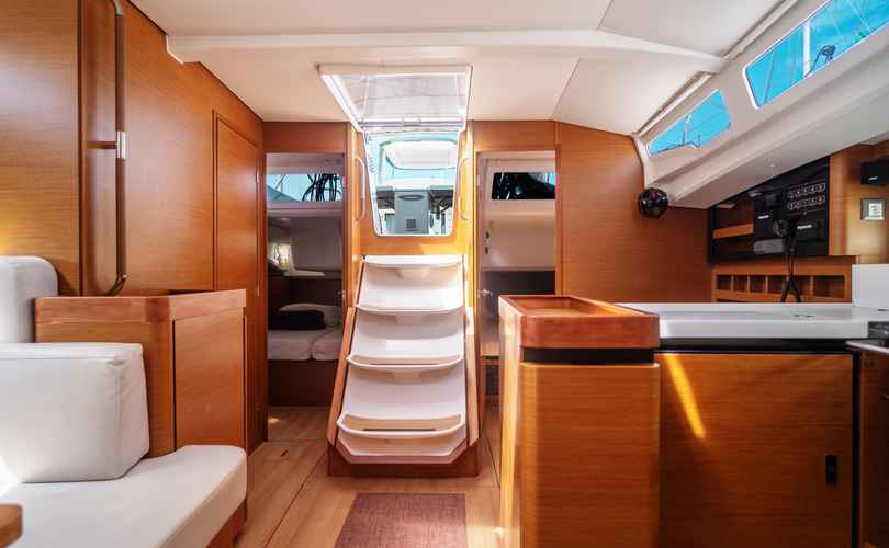 Sun Odyssey 440